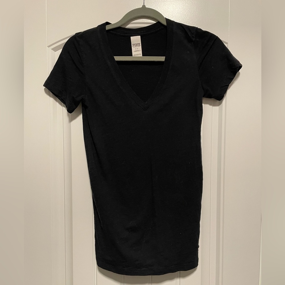 Victoria’s Secret PINK V-neck T-shirt